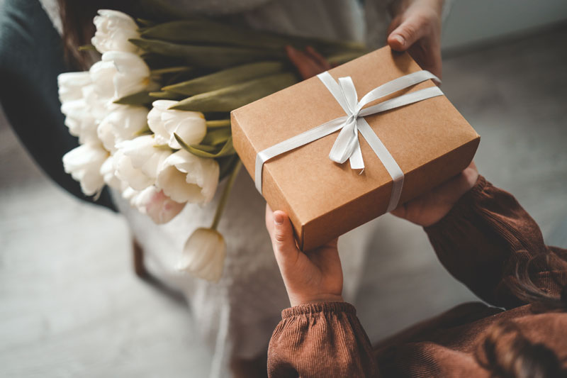 Les meilleures idées cadeaux pour femme en 2023